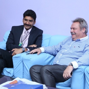 Honorary Consul Mr. Vishnu Kumar Agarwal with Commercial Director of Let Kunovice Mr. Miroslav Kož&iacute;&scaron;ek